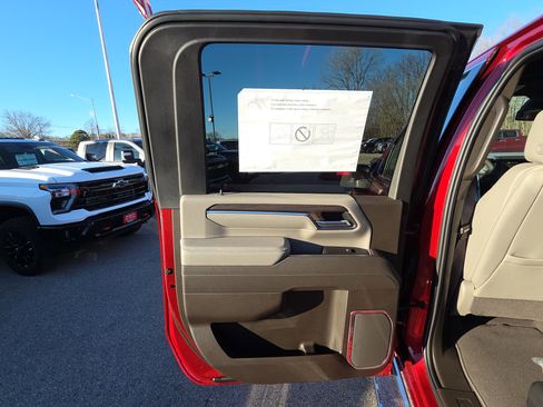 New 2026 GMC Sierra 3500 SLT image 27