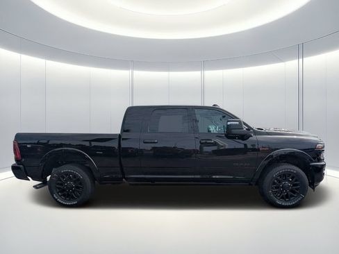 New 2026 RAM 2500 Limited AWD/4WD image 3