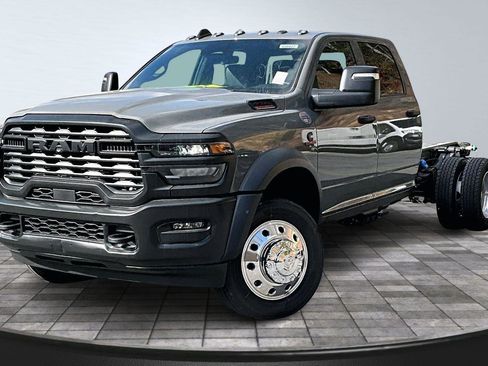 New 2026 RAM 4500 Tradesman image 2
