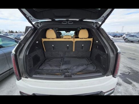 Used 2025 Cadillac Escalade IQ Sport 2 image 9