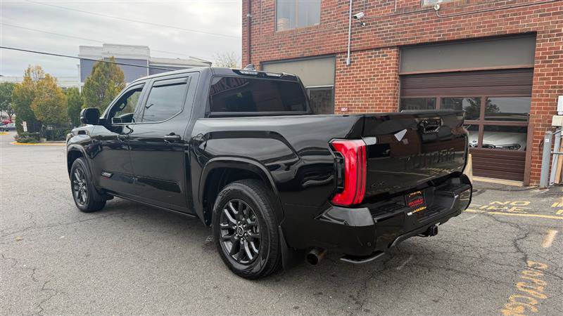 Used 2022 Toyota Tundra Platinum w/ Advanced Package AWD/4WD image 17