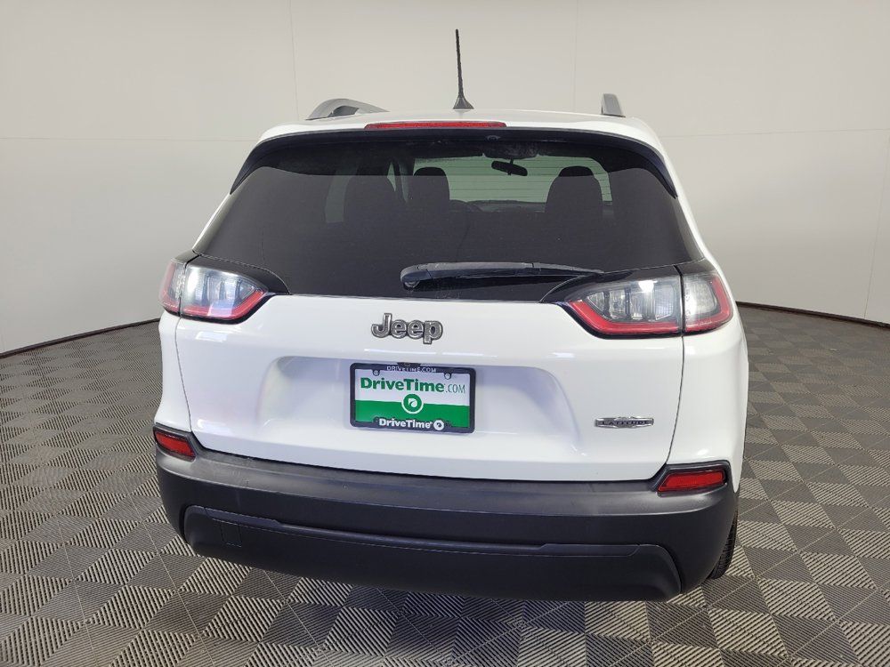Used 2019 Jeep Cherokee Latitude w/ Popular Appearance Group FWD image 7