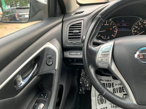 Used 2018 Nissan Altima 2.5 SV FWD image 15