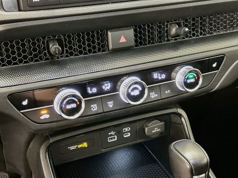Used 2025 Honda CR-V Sport image 23