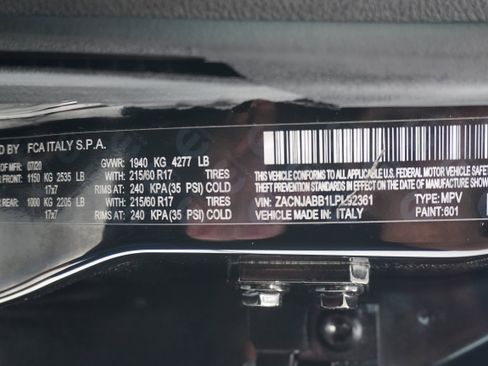 Used 2020 Jeep Renegade Altitude w/ UConnect 8.4 Nav Group image 32