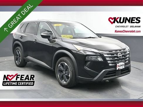 Used 2025 Nissan Rogue SV AWD/4WD image 1