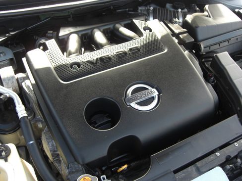 Used 2008 Nissan Altima 3.5 SE w/ Premium Pkg image 22