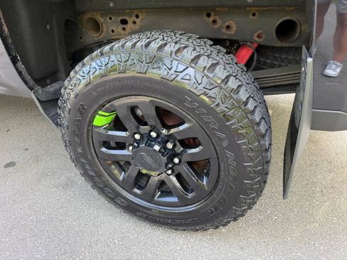 Used 2017 Chevrolet Silverado 2500 LTZ w/ Duramax Plus Package AWD/4WD image 74