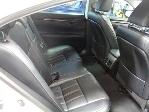Used 2016 Lexus ES 350 FWD image 28