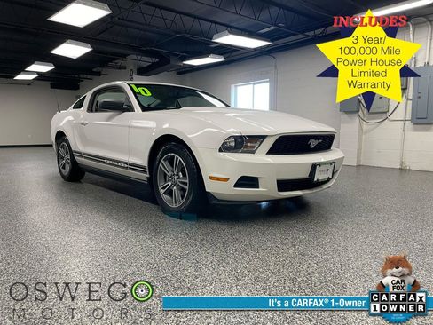 Used 2010 Ford Mustang Coupe RWD image 1