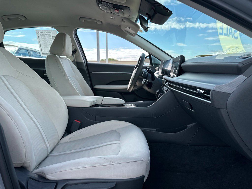 Used 2024 Hyundai Sonata SEL FWD image 24