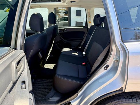 Used 2015 Subaru Forester 2.5i Premium image 21