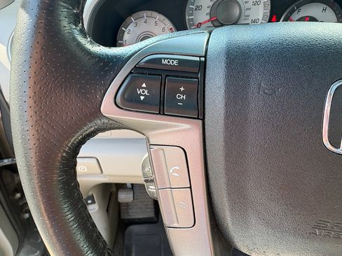 Used 2012 Honda Pilot Touring image 12