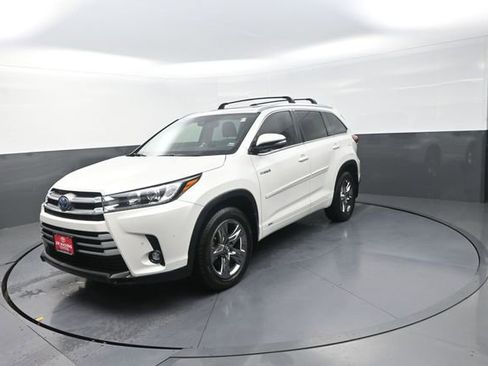 Used 2019 Toyota Highlander Limited Platinum w/ Protection Package #3 AWD/4WD image 38