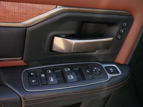 Used 2022 RAM 3500 Limited image 19