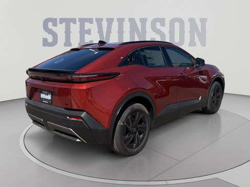 New 2026 Toyota C-HR AWD/4WD image 5
