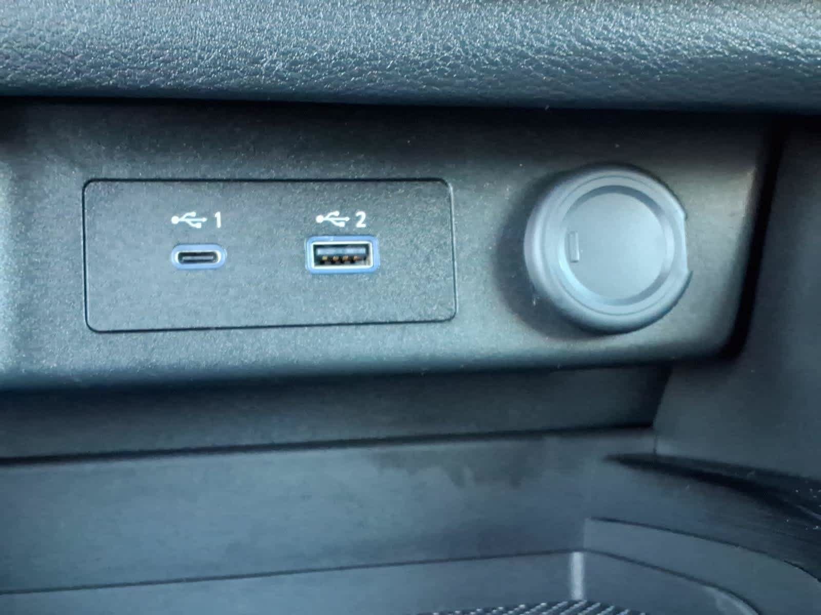 Used 2023 Nissan Rogue SV FWD image 23