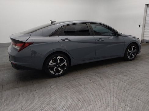 Used 2023 Hyundai Elantra SEL w/ Convenience Package image 10