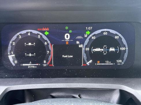 Certified 2025 Toyota Tacoma TRD Sport AWD/4WD image 27