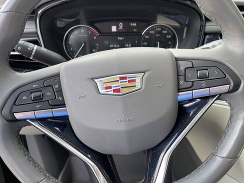 Used 2024 Cadillac XT6 Premium Luxury w/ LPO, Floor Liner Package AWD/4WD image 24