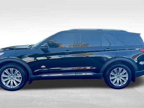 Certified 2021 Ford Explorer King Ranch w/ Premium Technology Package image 20