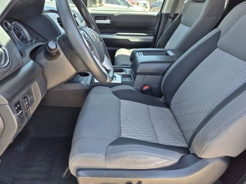 Used 2014 Toyota Tundra SR5 w/ TRD Off Road Package image 16