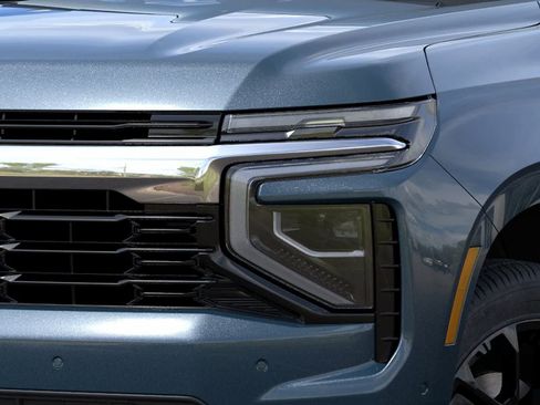 New 2026 Chevrolet Suburban LS RWD image 10