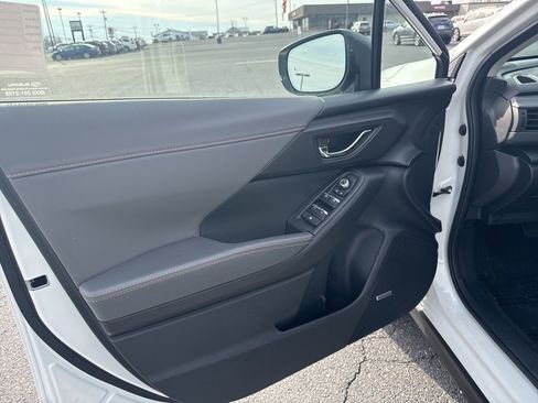 New 2025 Subaru Crosstrek 2.5i Limited w/ Popular Package #4A image 4