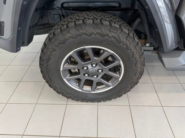 Used 2020 Jeep Gladiator Overland AWD/4WD image 42