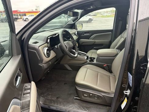 New 2026 Chevrolet Colorado ZR2 w/ Technology Package AWD/4WD image 15