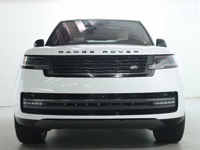 Certified 2023 Land Rover Range Rover SE AWD/4WD image 13