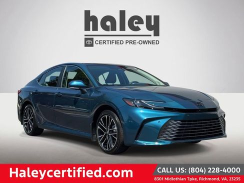 Used 2025 Toyota Camry XLE w/ Premium Plus Package AWD/4WD image 1