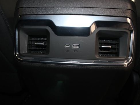 Used 2023 GMC Sierra 1500 SLT w/ SLT Convenience Package AWD/4WD image 21