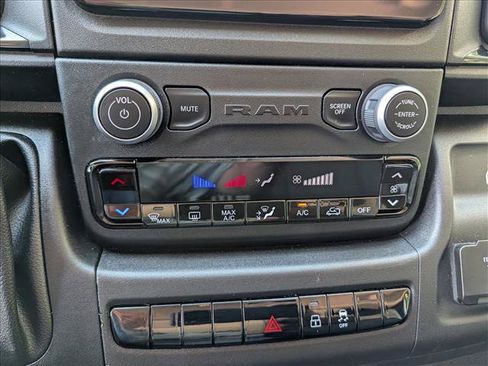 Used 2023 RAM ProMaster 2500 w/ Convenience Group FWD image 24