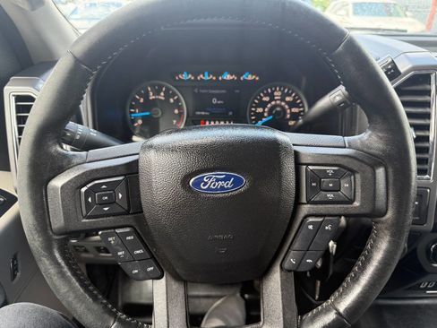 Used 2017 Ford F150 XLT w/ Equipment Group 302A Luxury image 14