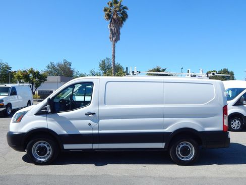 Used 2019 Ford Transit 150 130 Low Roof RWD image 5