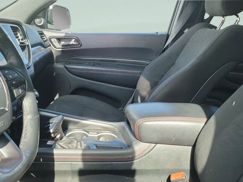 Used 2025 Dodge Durango GT AWD/4WD image 3