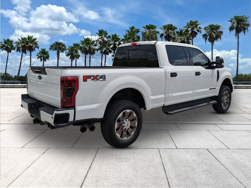 Used 2021 Ford F250 Lariat w/ Lariat Ultimate Package AWD/4WD image 9