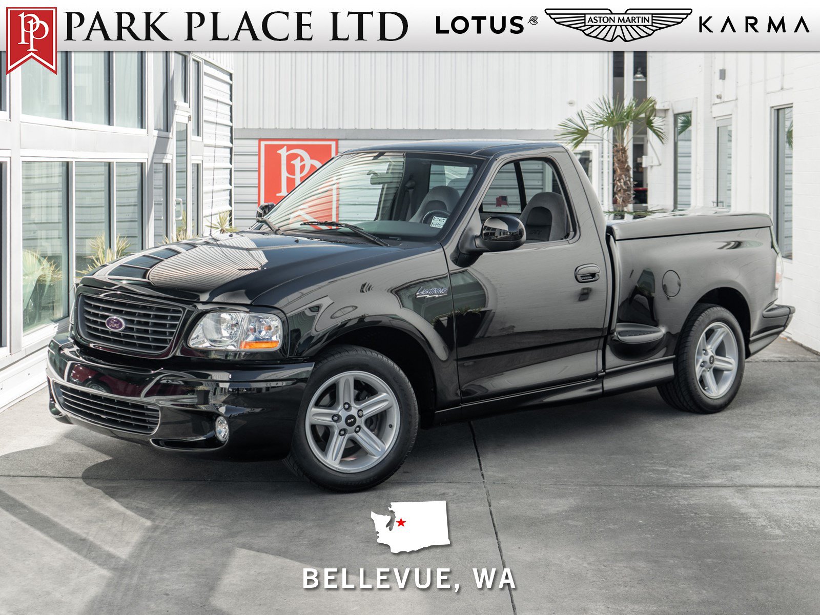 Used 2004 Ford F150 Lightning RWD image 1