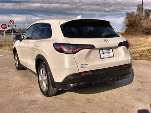 Certified 2024 Honda HR-V LX image 5