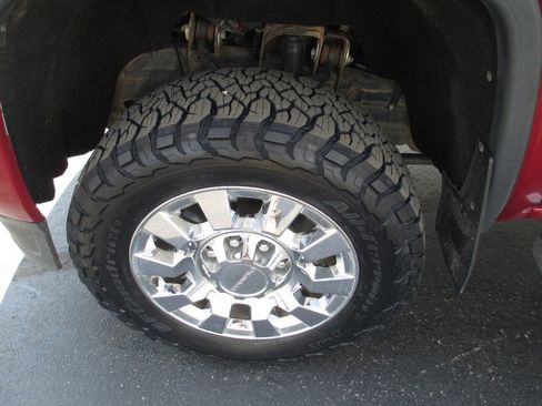 Used 2019 GMC Sierra 2500 Denali w/ Duramax Plus Package image 16