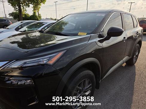 Used 2021 Nissan Rogue S FWD image 4