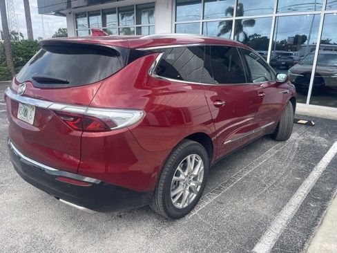Used 2024 Buick Enclave Premium w/ Experience Buick Package FWD image 4