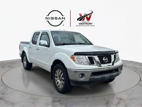 Used 2013 Nissan Frontier SL w/ Moonroof Pkg AWD/4WD image 1