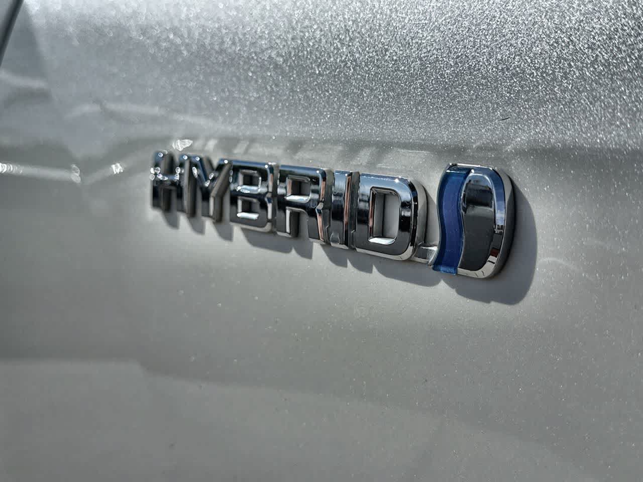 Used 2021 Toyota Highlander XLE AWD/4WD image 9