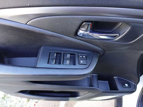 Certified 2022 Honda Pilot Sport image 11