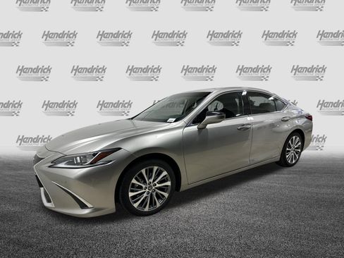 Used 2020 Lexus ES 300h w/ Premium Package FWD image 5