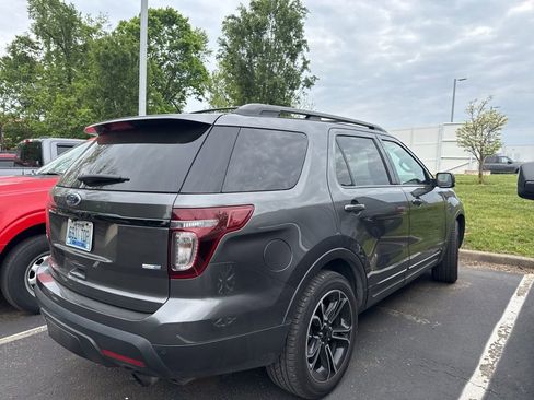 Used 2015 Ford Explorer Sport w/ Equipment Group 401A AWD/4WD image 3