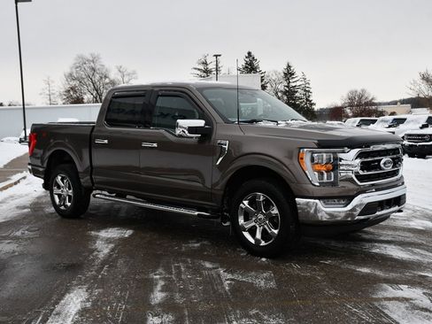 Used 2022 Ford F150 XLT w/ Equipment Group 302A High image 8