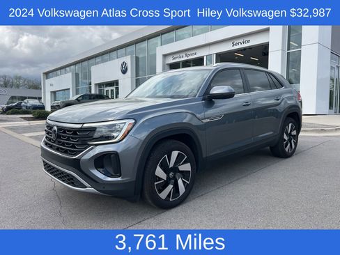 Used 2024 Volkswagen Atlas Cross Sport SE w/ Panoramic Sunroof Package image 1